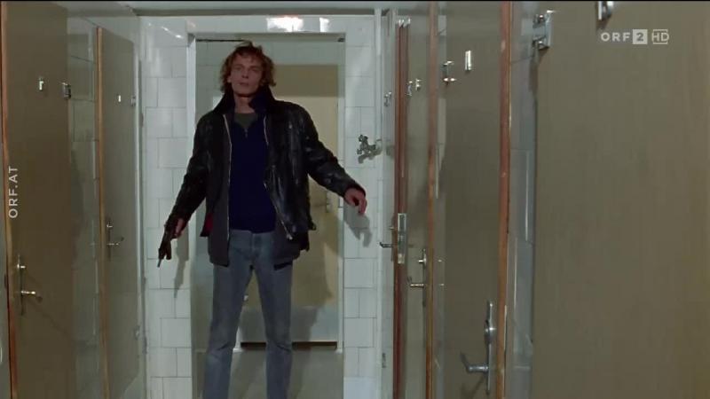Кадры из сериала Комиссар Рекс (1994)