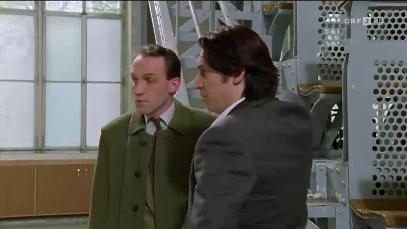 Кадры из сериала Комиссар Рекс (1994)